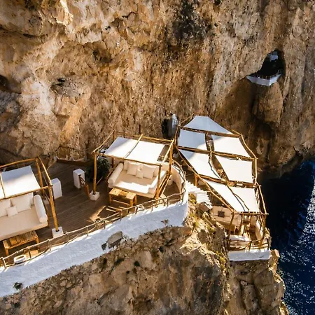 Air De Boutique Collection - Private & Pool, Cala Porter Villa *